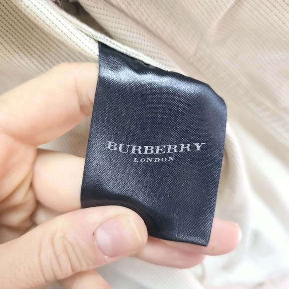 Burberry Belted Jacket - Picture 12 of 13